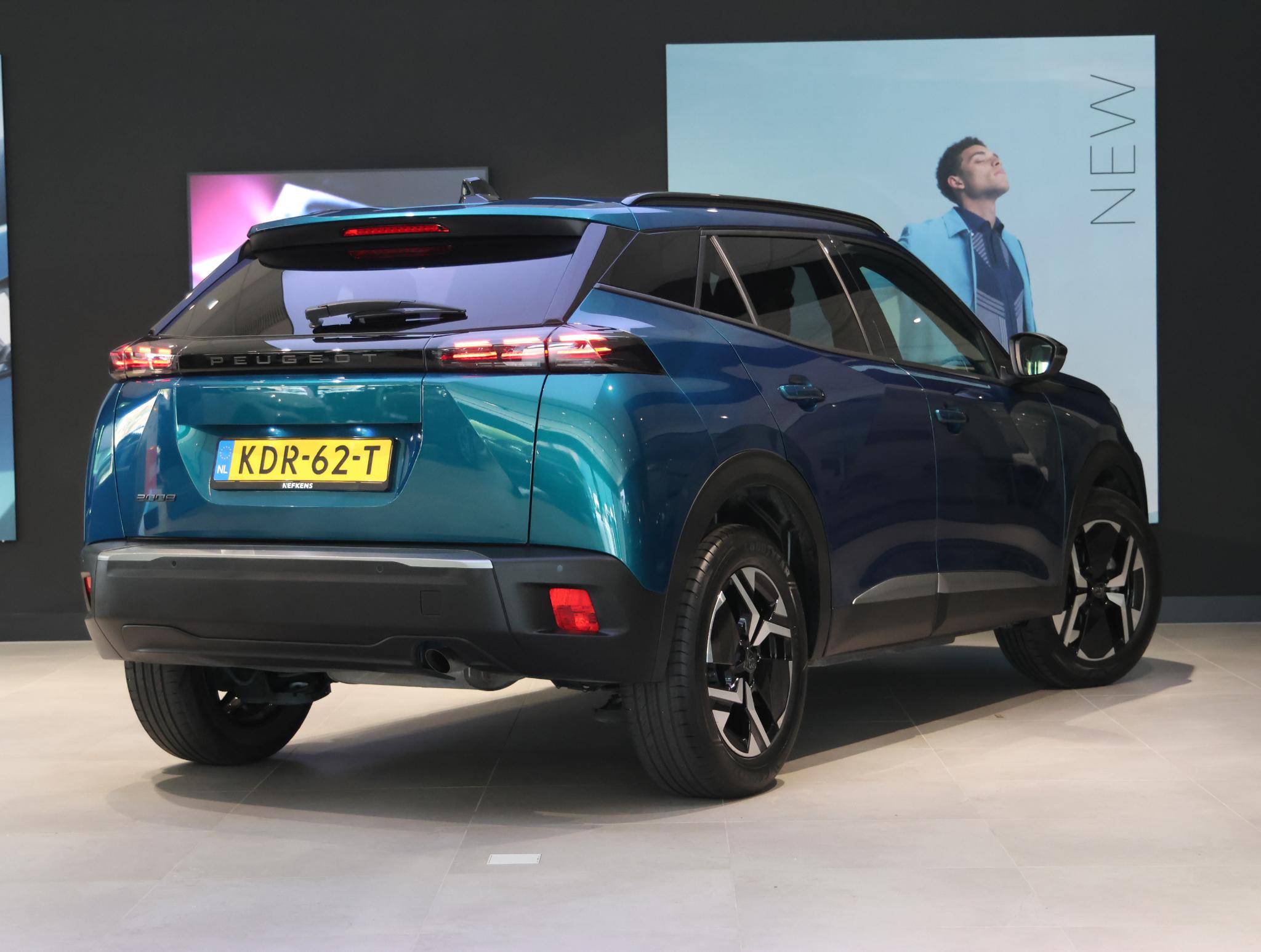 Peugeot 2008 SUV Allure 100 pk - Afbeelding 3