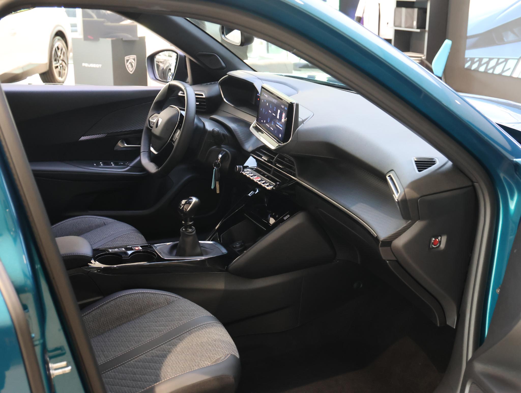 Peugeot 2008 SUV Allure 100 pk - Afbeelding 5