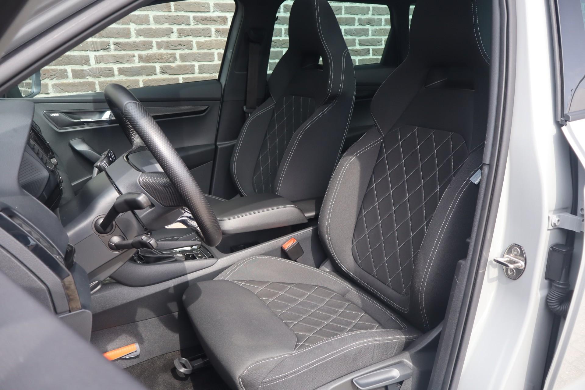 Skoda Karoq 1.5 TSI 150pk DSG ACT Sportline Business - Afbeelding 4