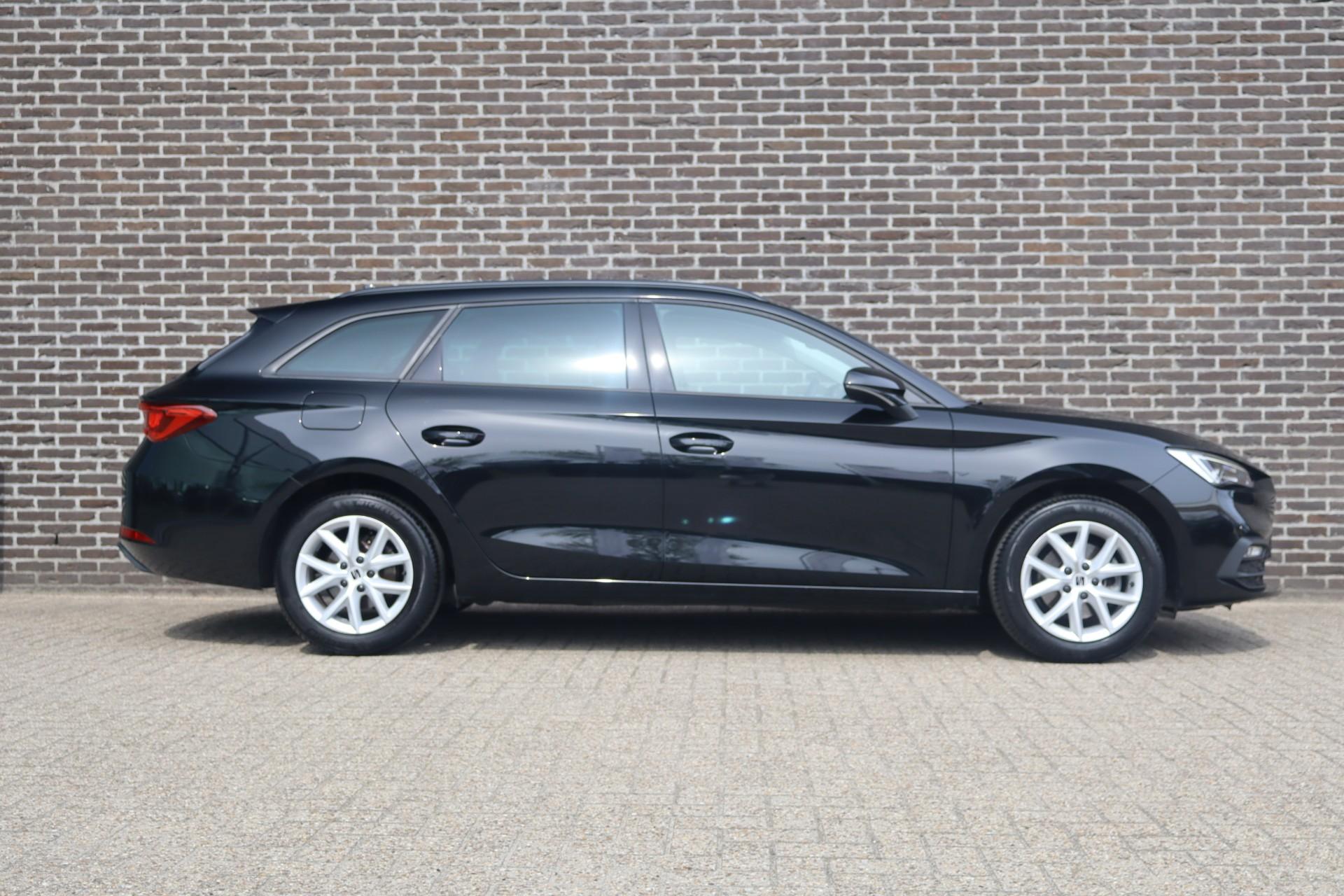 SEAT Leon Sportstourer 1.0 eTSI 110pk DSG FR Business Intense - Afbeelding 3