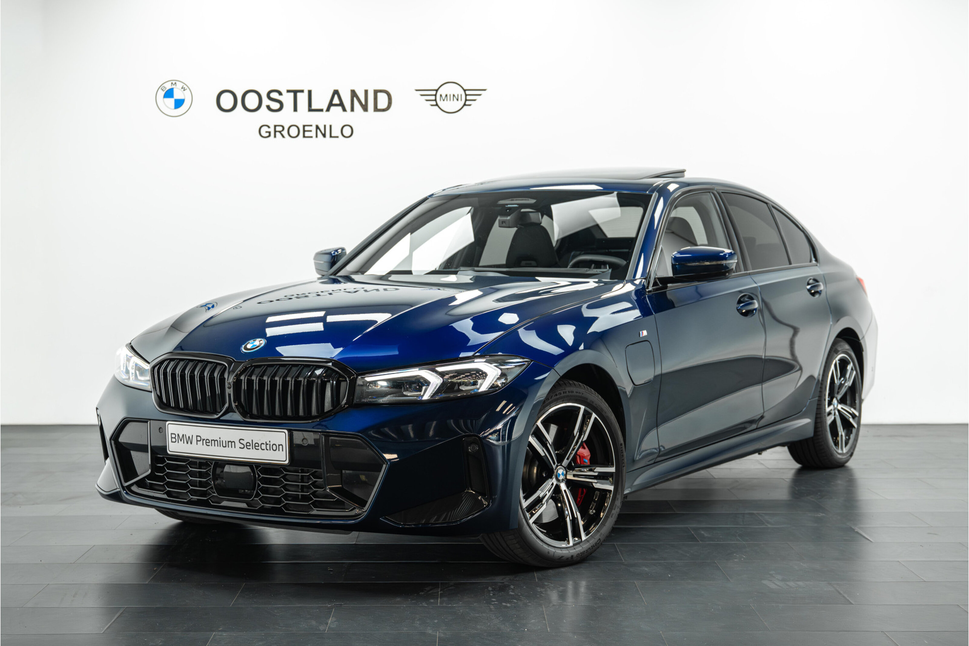 BMW 3 Serie 330e High Executive M Sport Automaat