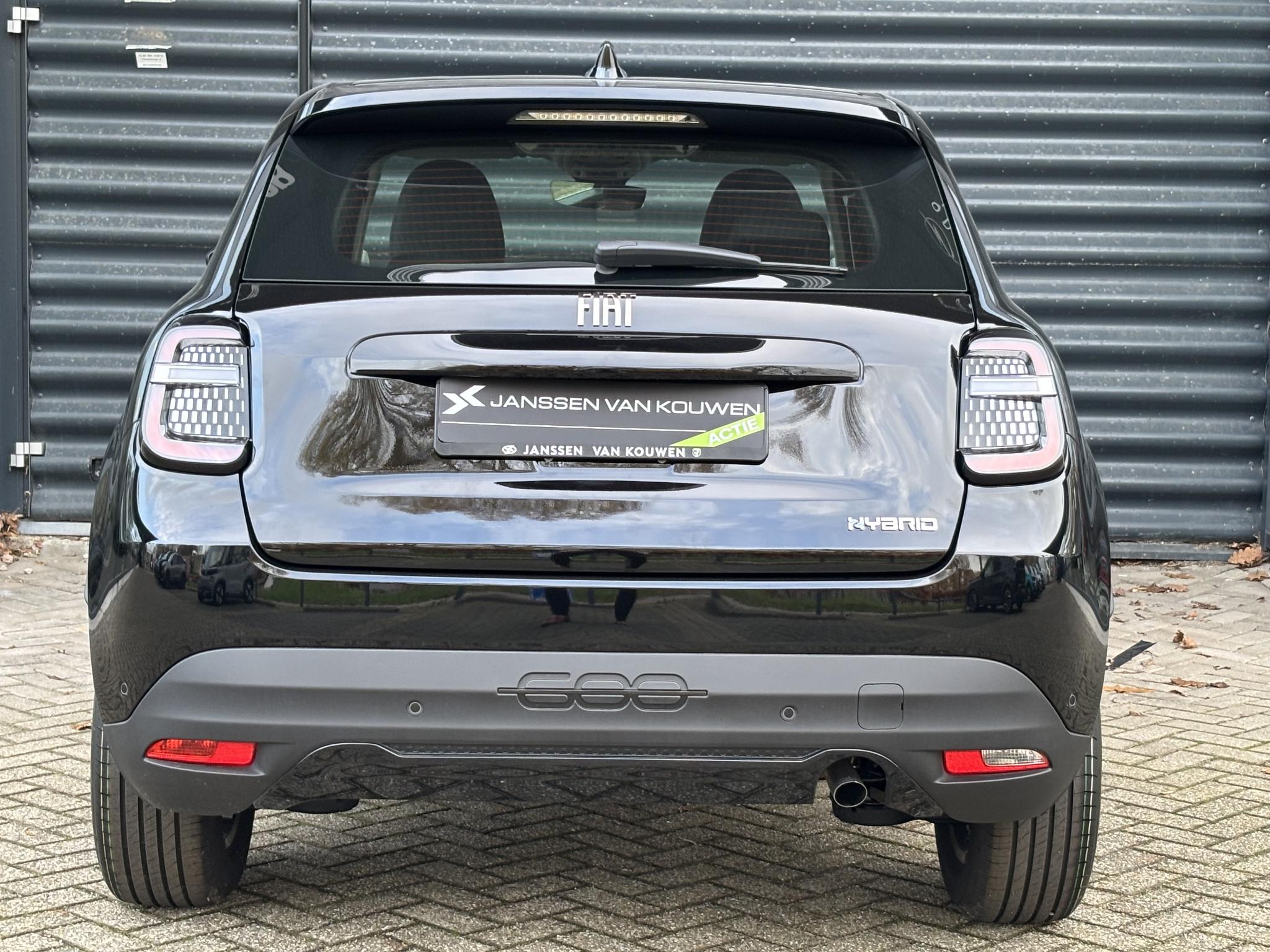 Fiat 600 1.2 Hybrid Urban - Afbeelding 5