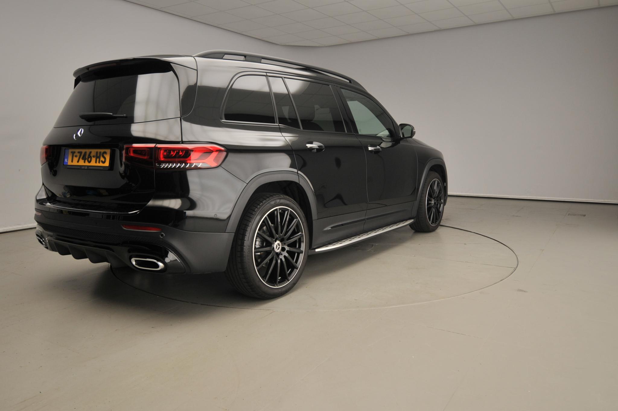 Mercedes-Benz GLB 180 AMG Line - Bild 2
