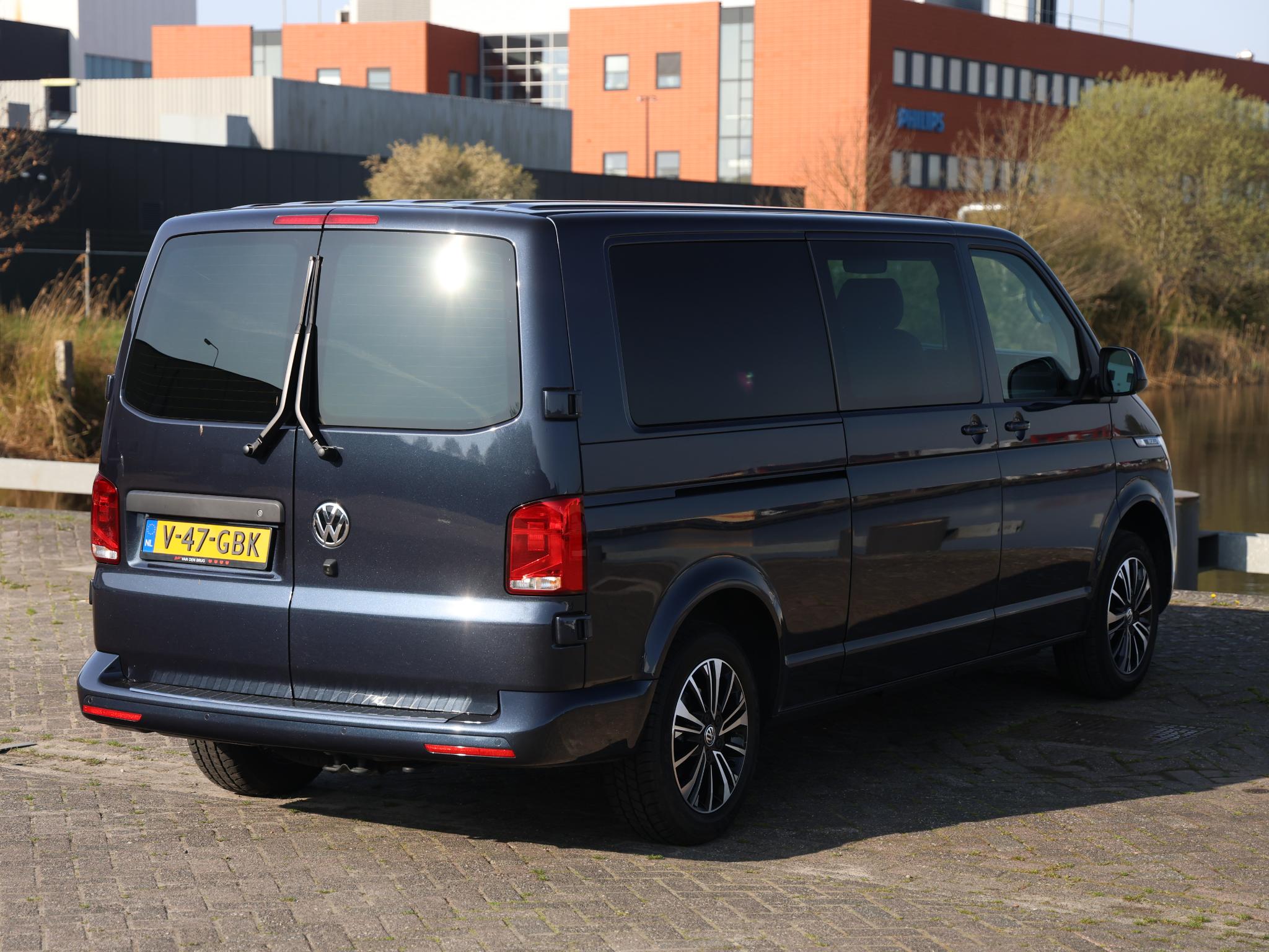 Volkswagen Transporter 2.0 TDI 150PK L2H1 DC DSG Bulli - Afbeelding 5