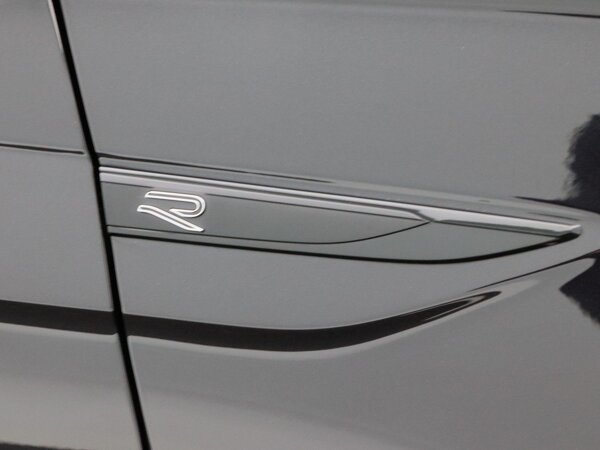 R-Line Exterieur