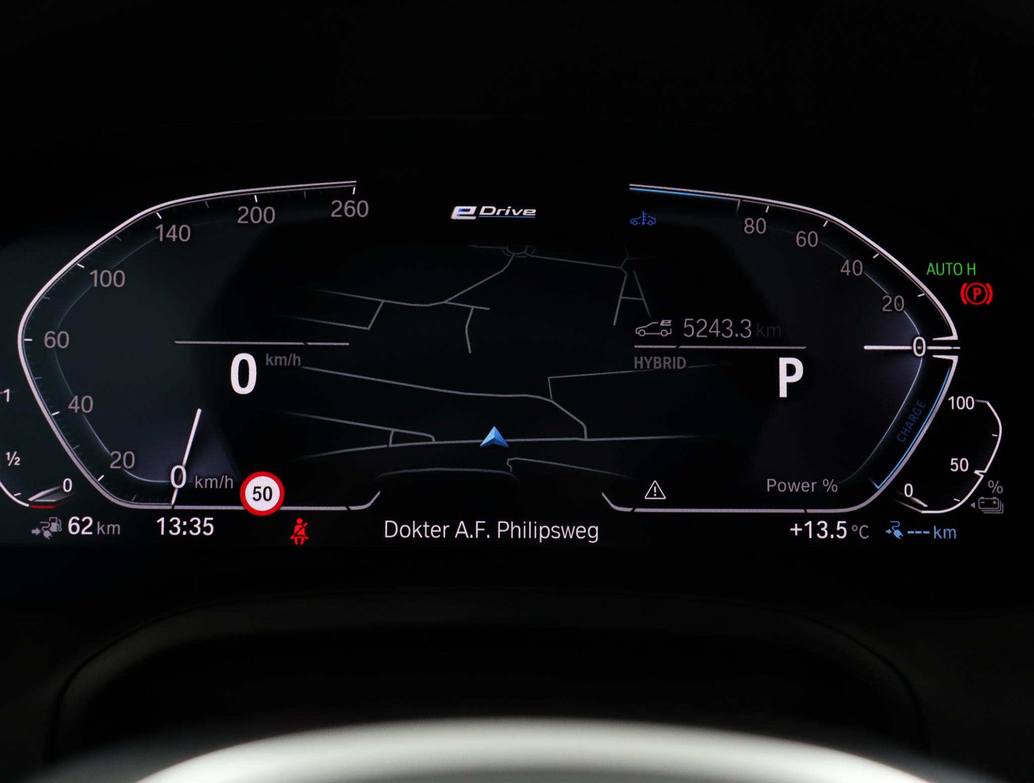 BMW 3-serie Touring 330e High Executive - Afbeelding 5