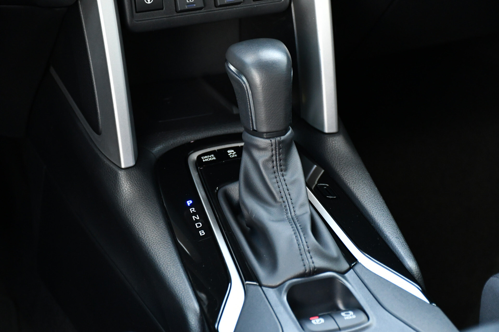 Toyota Corolla Cross Hybrid 200 Style Limited Automaat 197 pk - Afbeelding 4