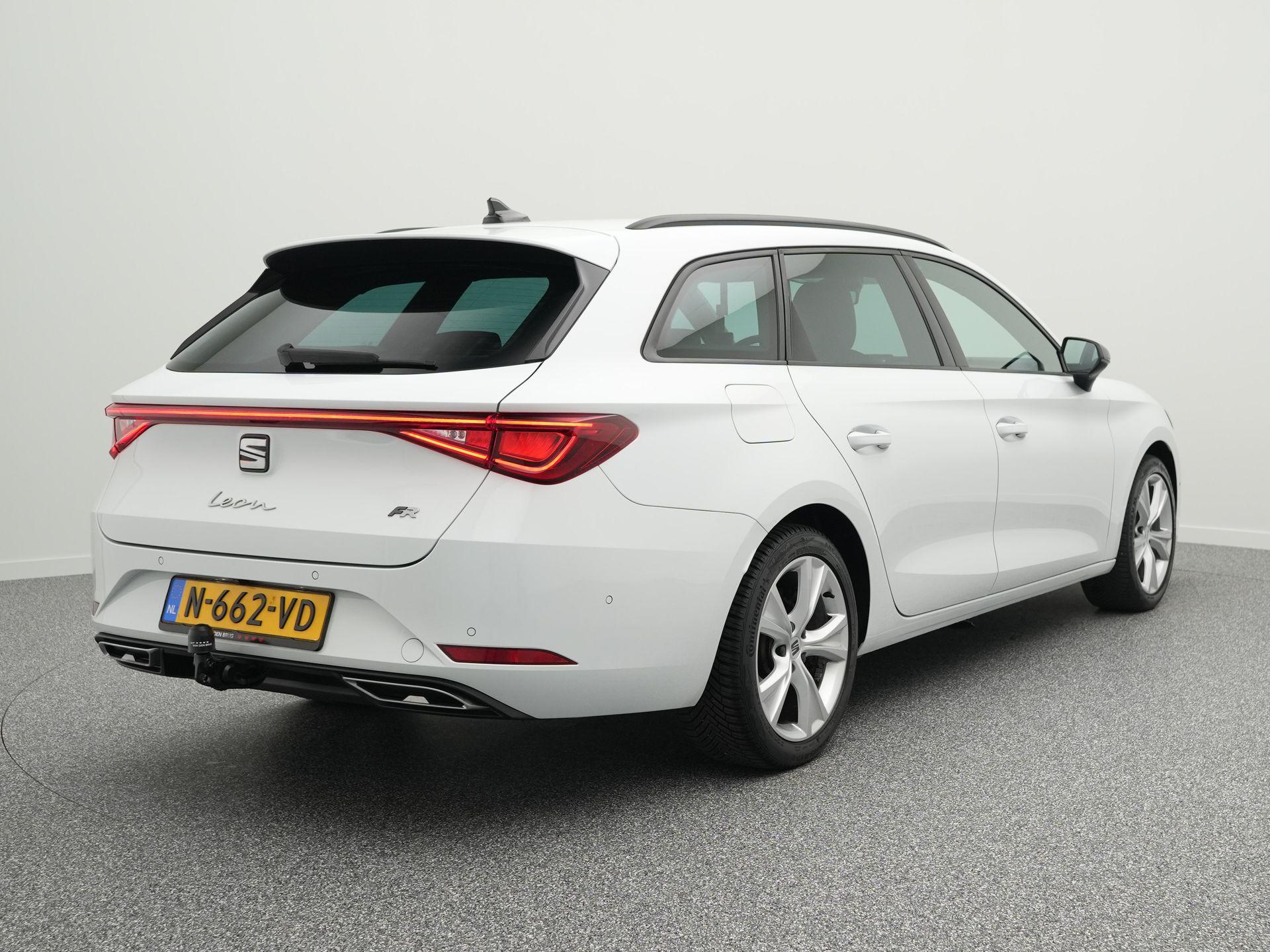 SEAT Leon Sportstourer 1.0 TSI 110pk FR Business Intense - Afbeelding 3