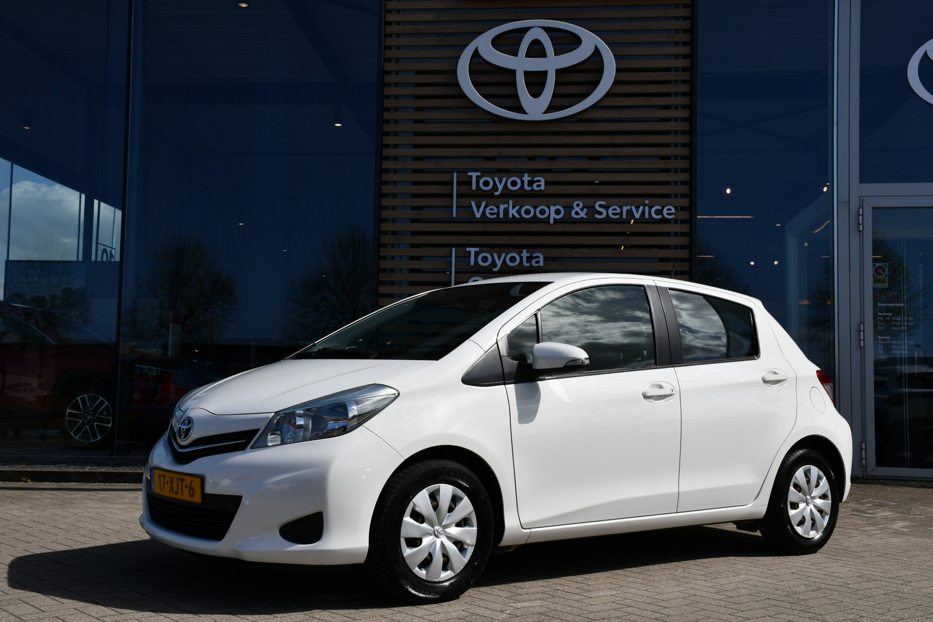 Toyota Yaris 1.0 VVT-i Aspiration 5-deurs 70pk