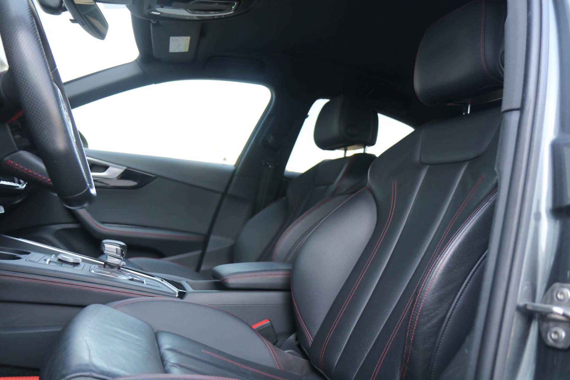 Audi A4 Limousine 1.4 TFSI 150pk S-tronic S-Line Black Edition - Afbeelding 4