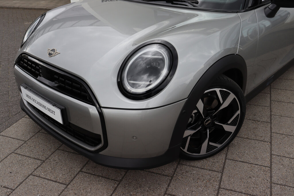 MINI Cooper Cabrio 2