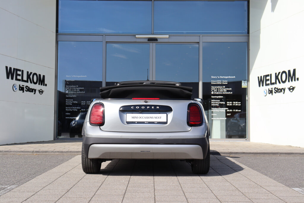 MINI Cooper Cabrio 8