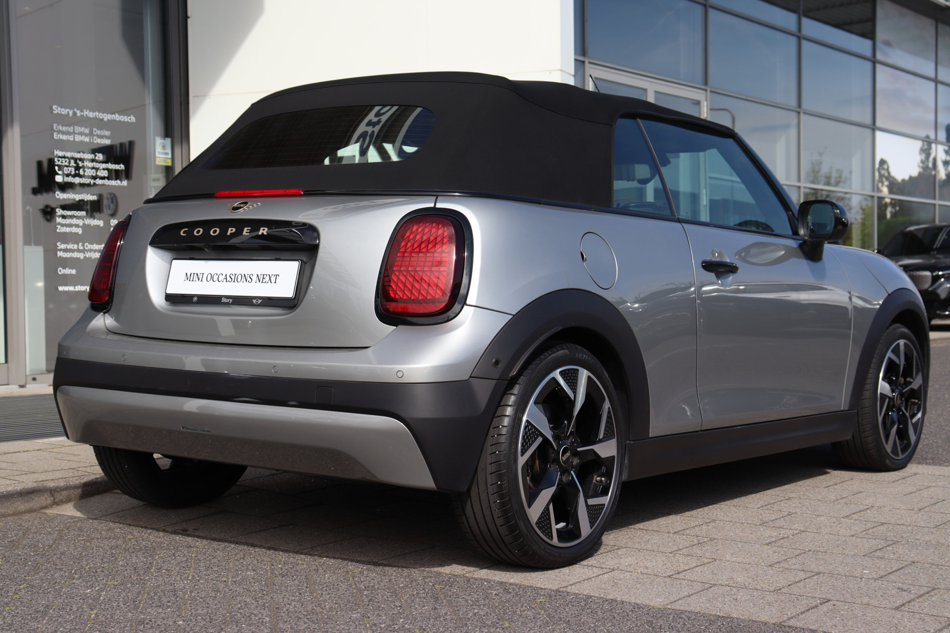 MINI Cooper Cabrio 9
