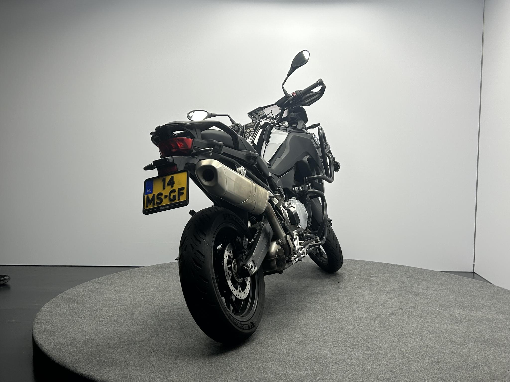 BMW F 750 GS Triple Black - Afbeelding 4