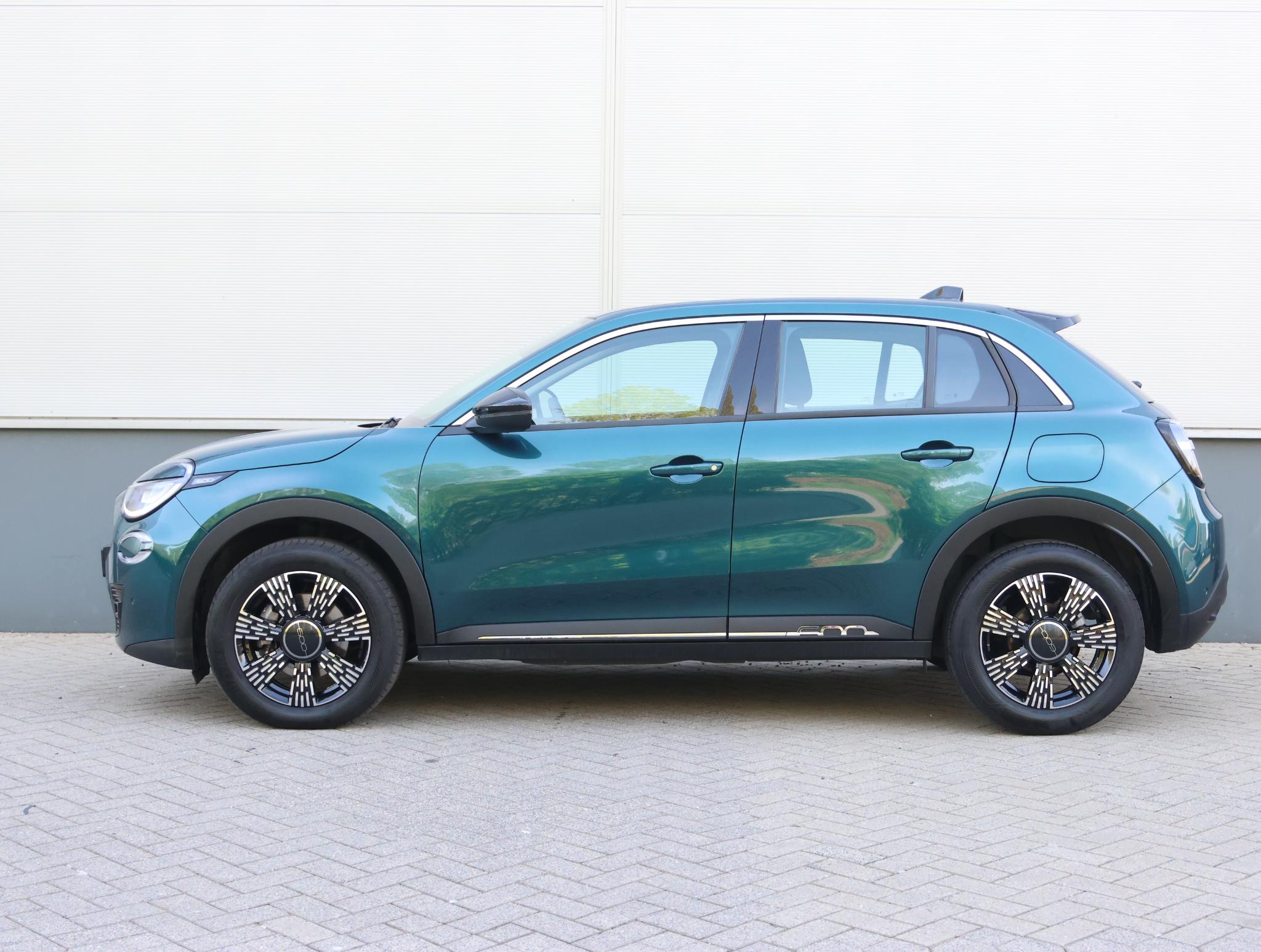 Fiat 600 1.2 Hybrid Urban - Afbeelding 2