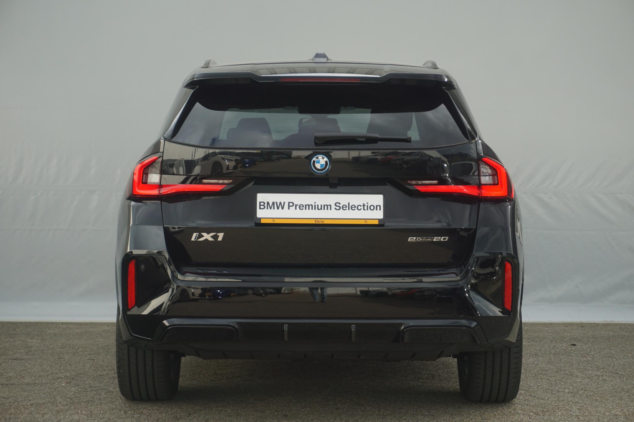 BMW iX1 eDrive20 - Afbeelding 4