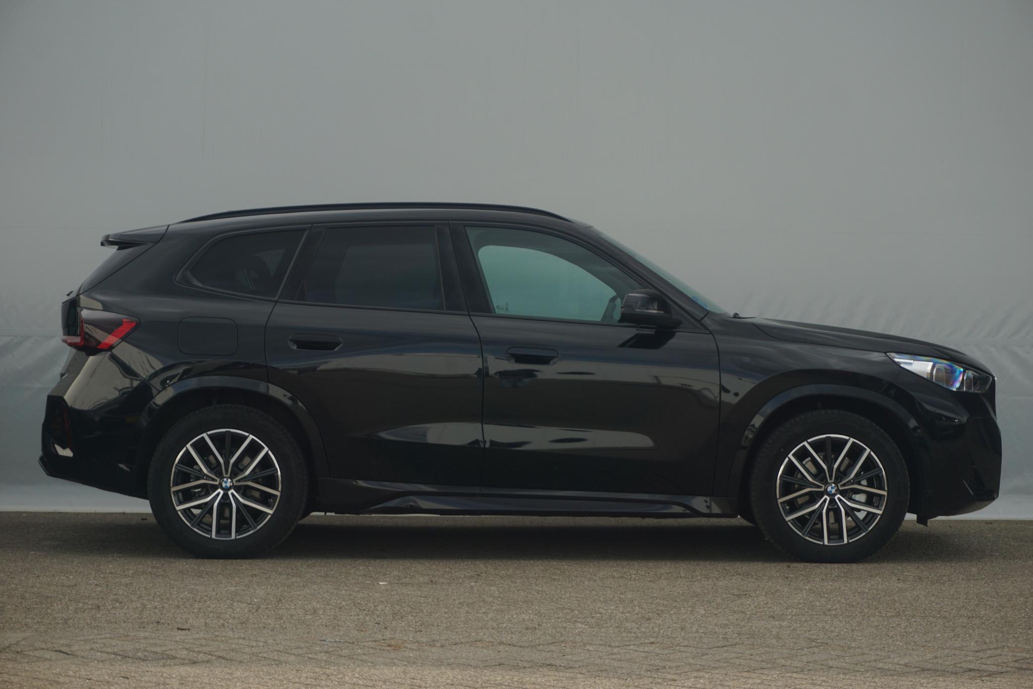 BMW iX1 eDrive20 - Afbeelding 5