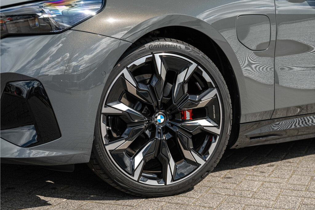 BMW 5 Serie 8