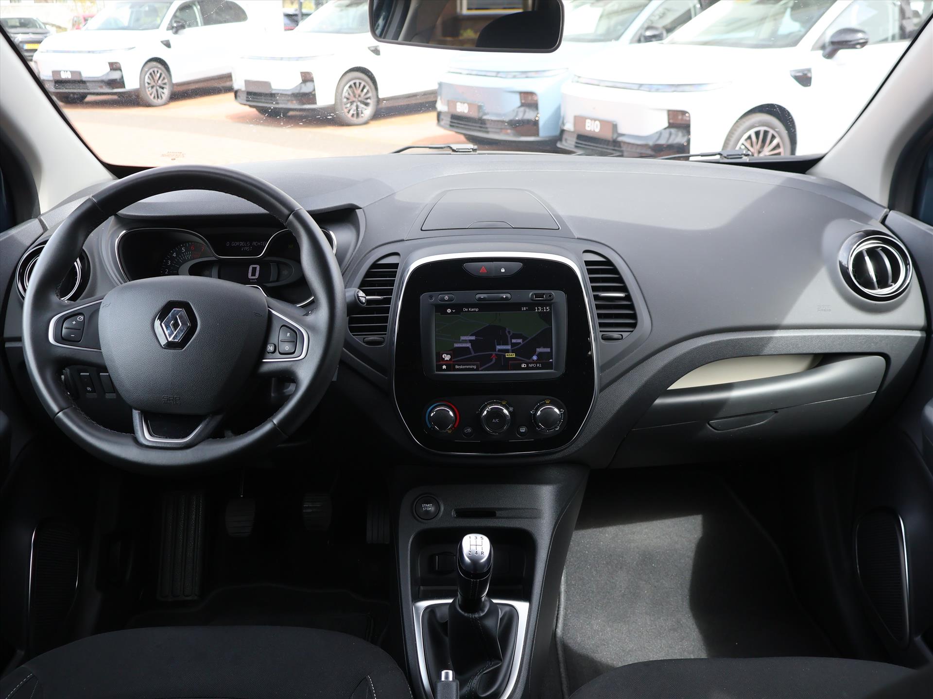 Renault Captur TCe 90PK S&S Limited, Rijklaarprijs | Navigatie | Parkeersensoren | Lichtmetalen wielen - Afbeelding 5