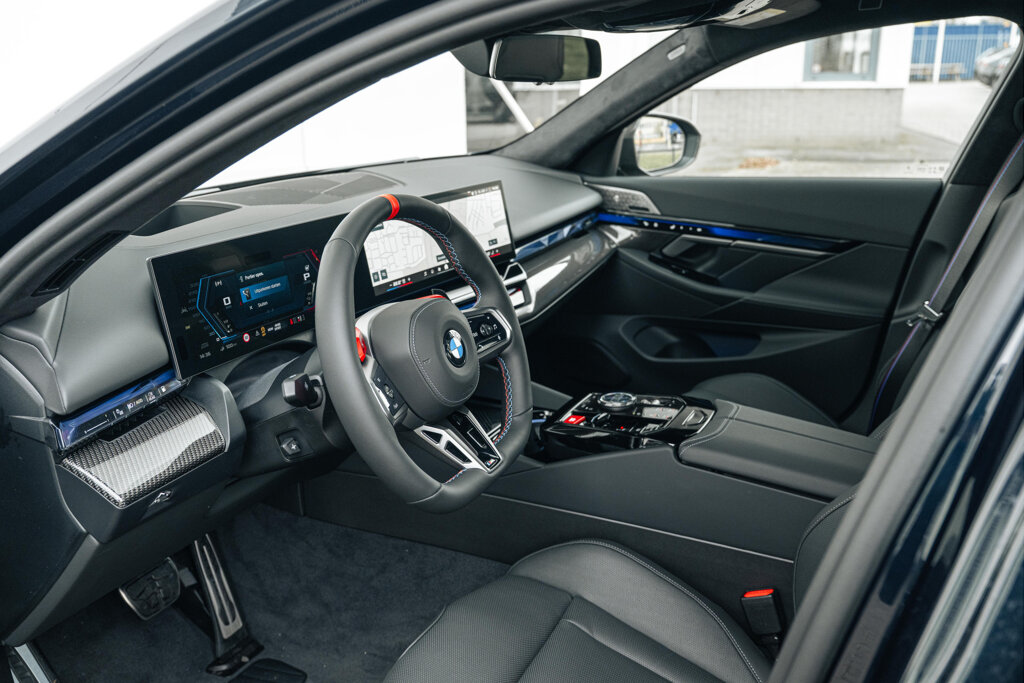 BMW M5 36
