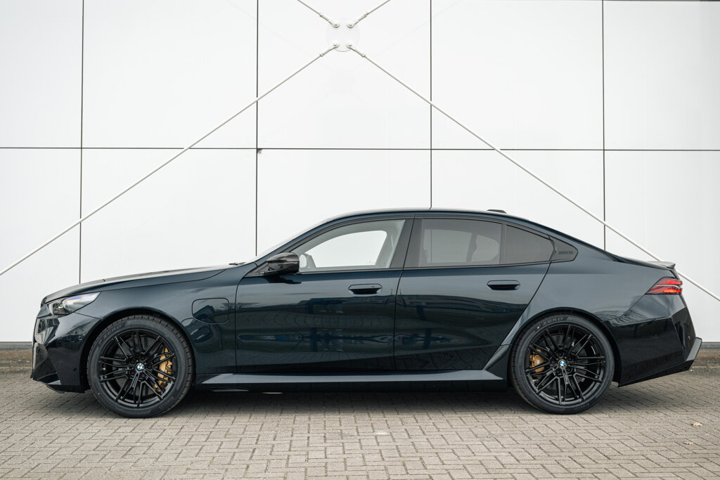 BMW M5 48