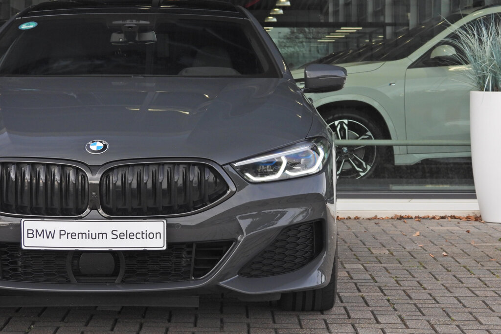 BMW 8 Serie 12