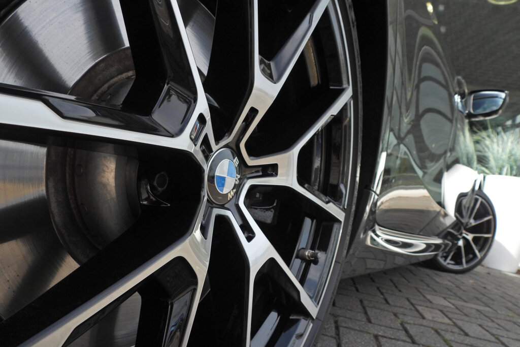 BMW 8 Serie 33