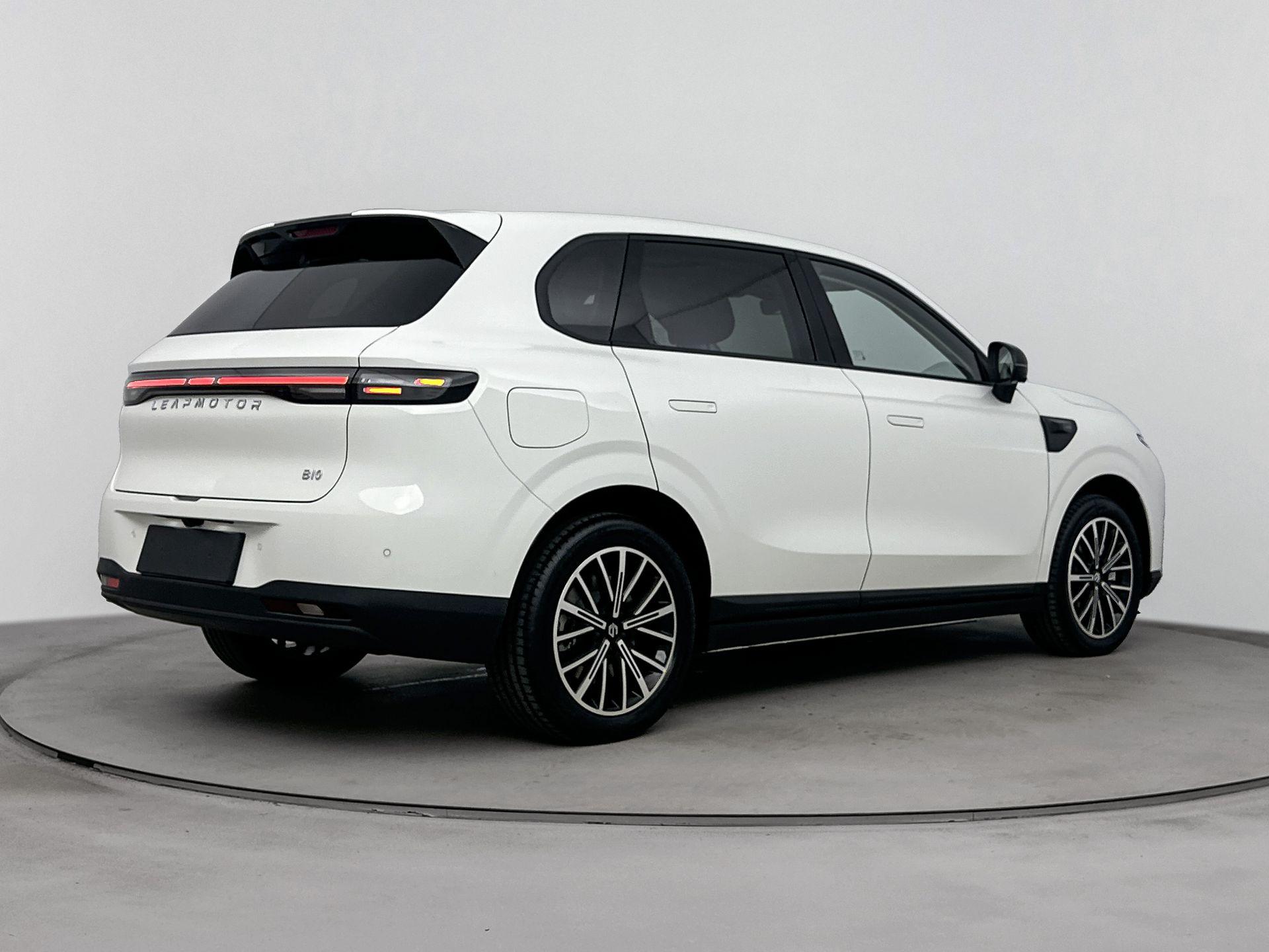 Leapmotor B10 Design Hybrid EV 18.8 kWh - Afbeelding 2