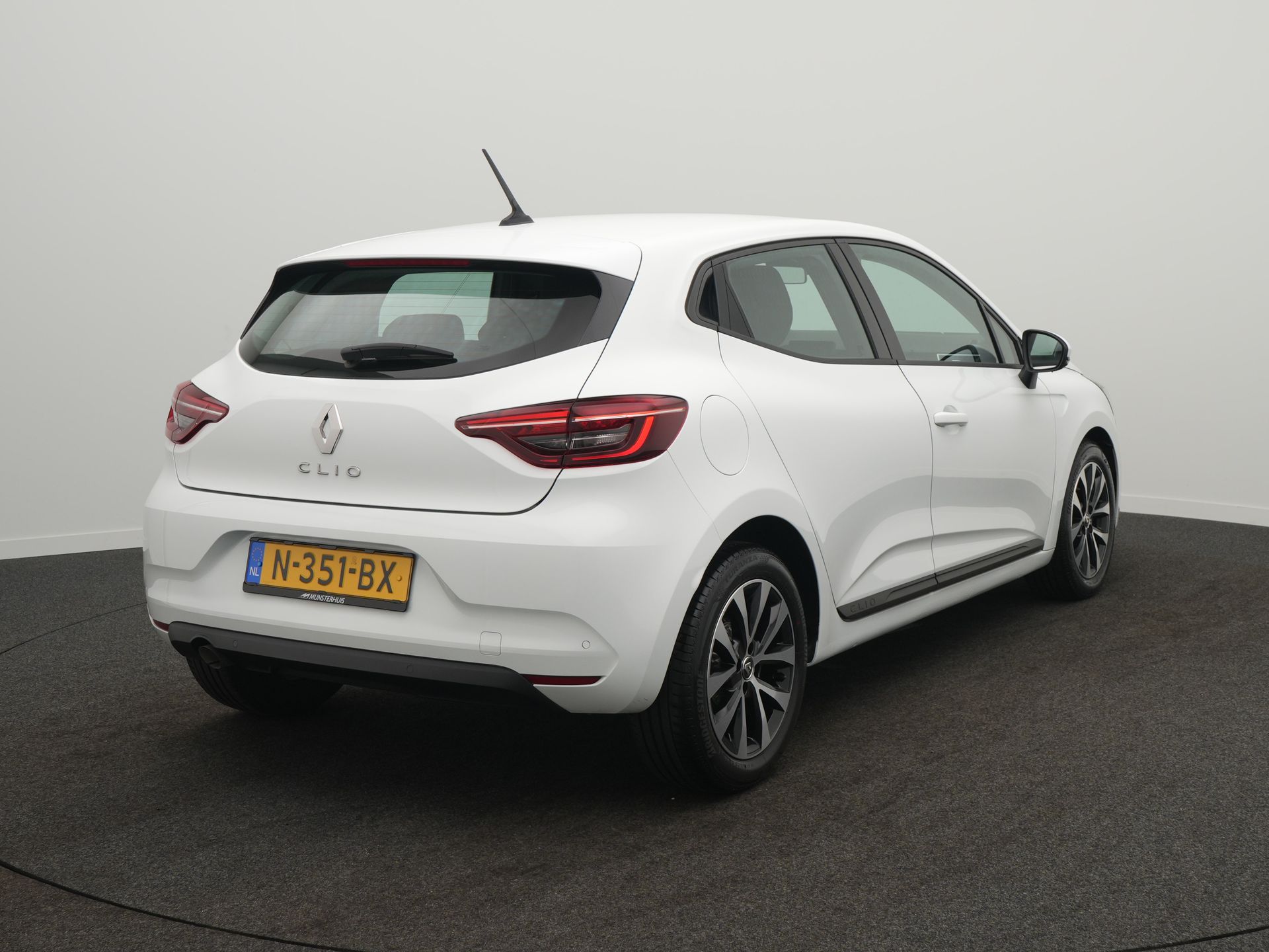 Renault Clio TCe 90 Zen - Occasion Lease vanaf €464 p/m - Afbeelding 5