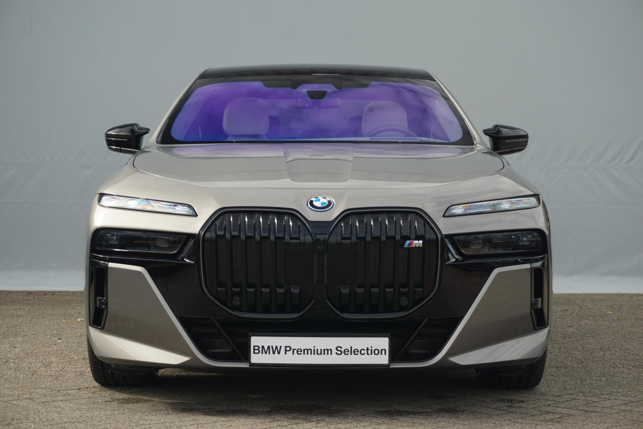 BMW 7-serie M760e xDrive - Afbeelding 3