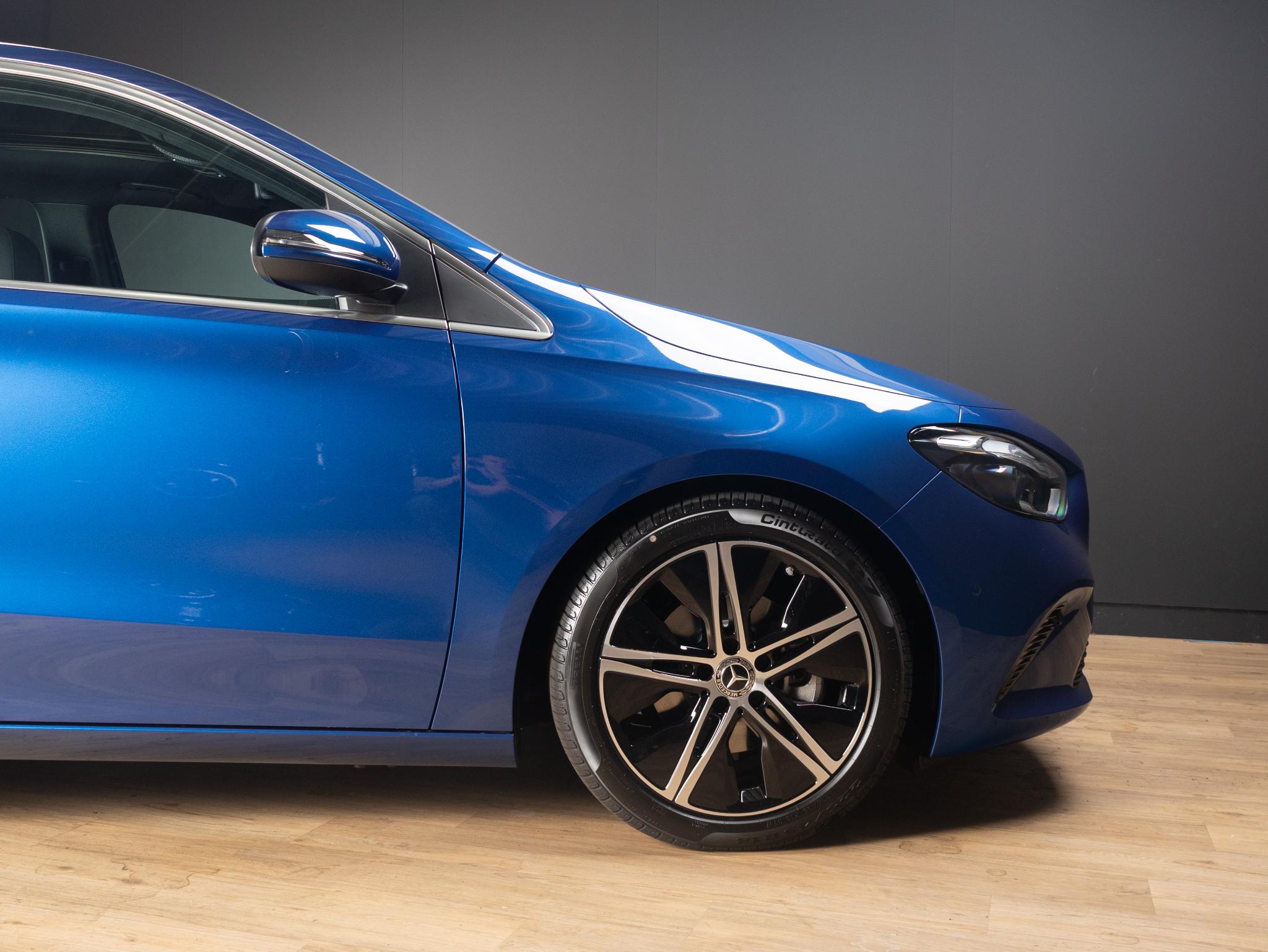 Mercedes-Benz B-Klasse 180 Star Edition Luxury Line - Afbeelding 4