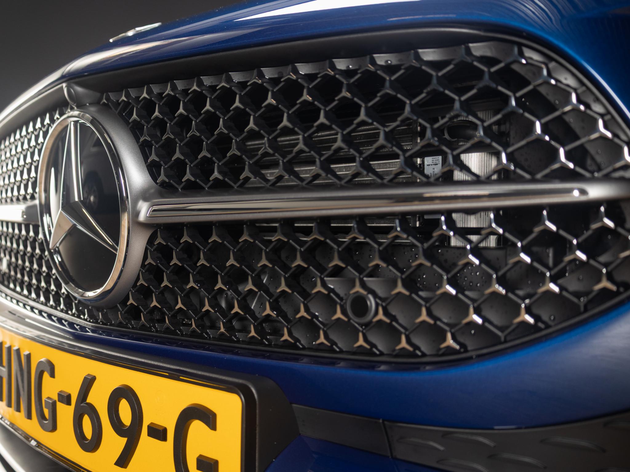 Mercedes-Benz A-Klasse Limousine 250 e Star Edition AMG Line LIMITED - Afbeelding 5