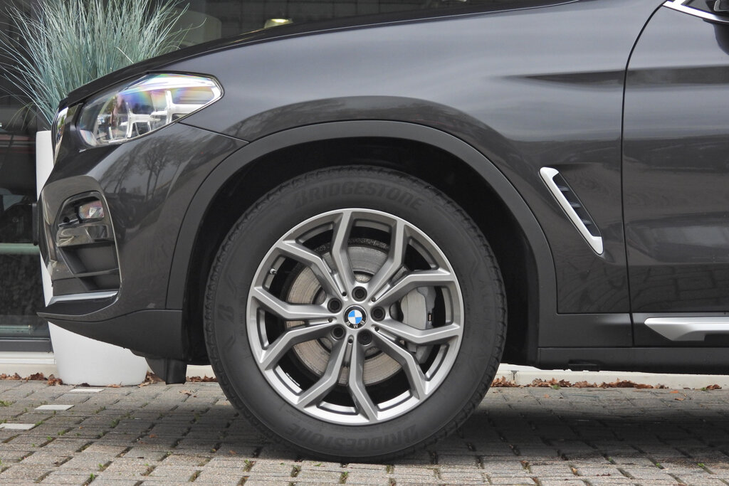 BMW X4 18
