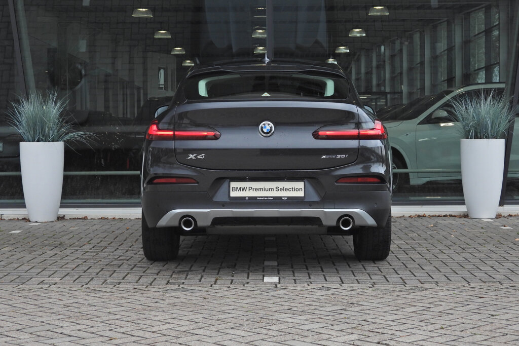 BMW X4 21
