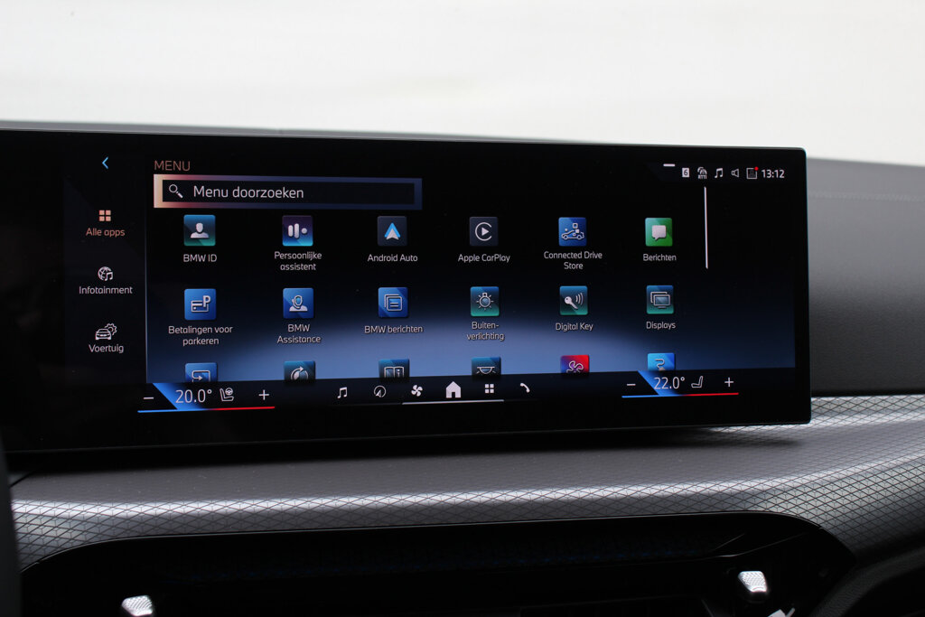 BMW i4 21