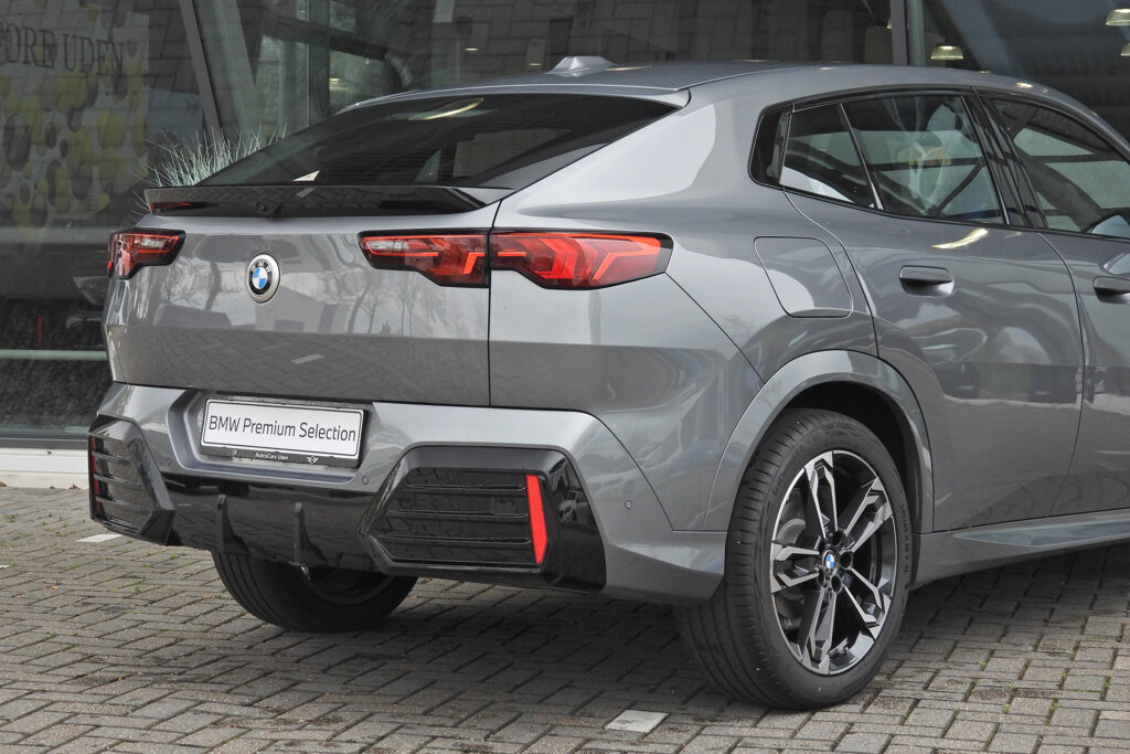 BMW X2 23
