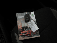 Škoda Kamiq 1.5 TSI DSG 150PK Style | Camera | Carplay navigatie | Cruise co - Afbeelding 4