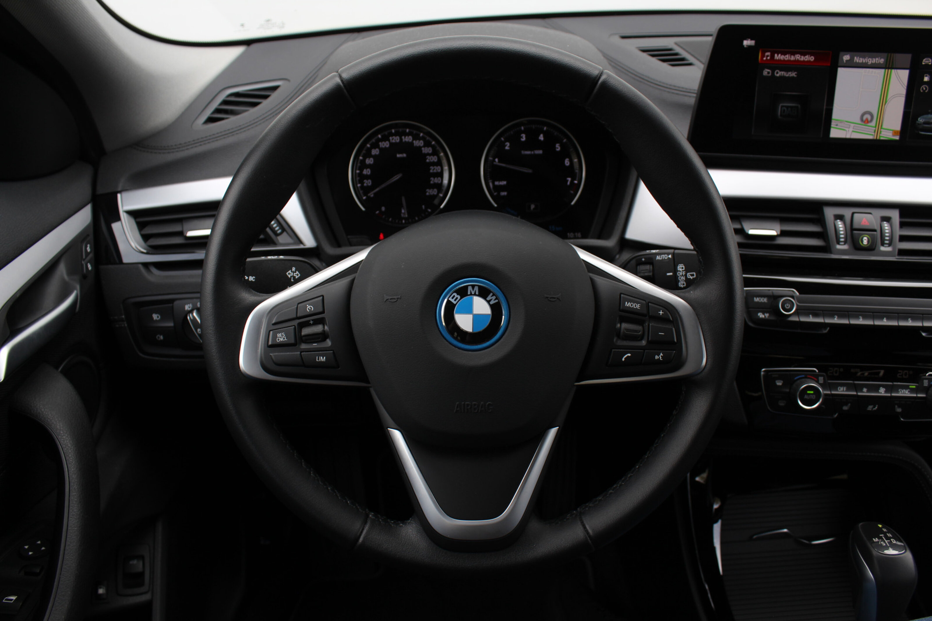 BMW X2 3