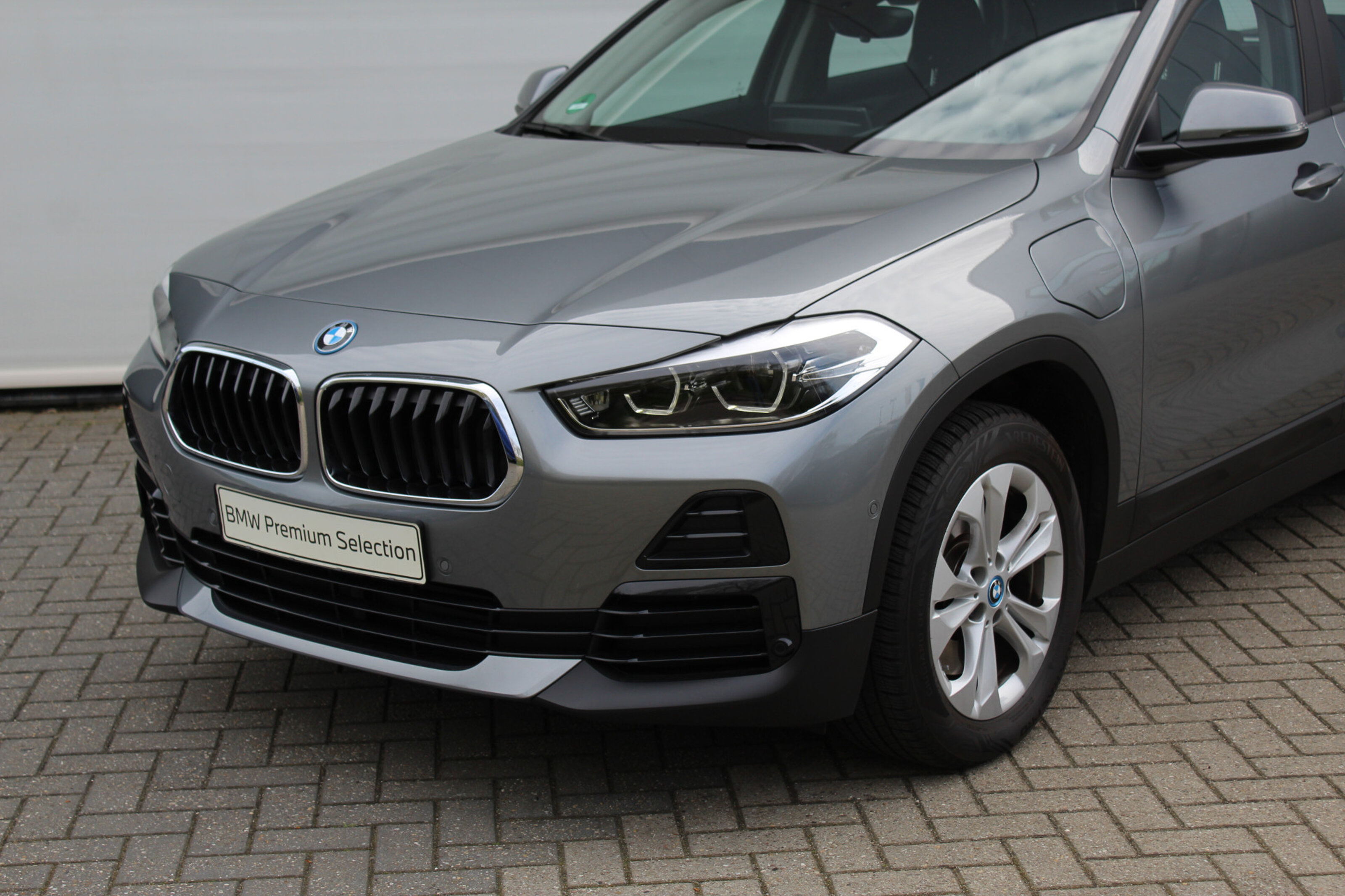 BMW X2 7