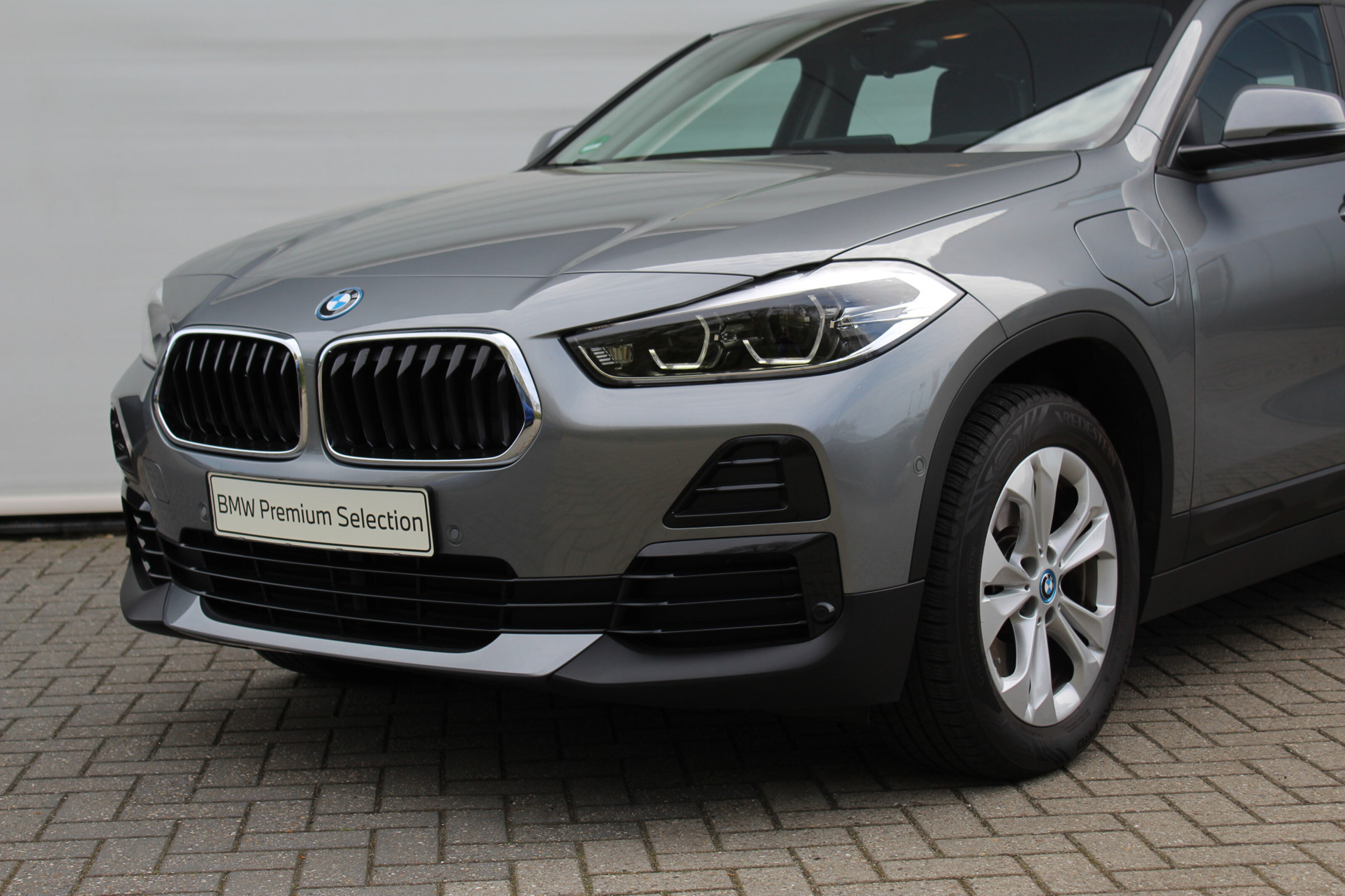BMW X2 8