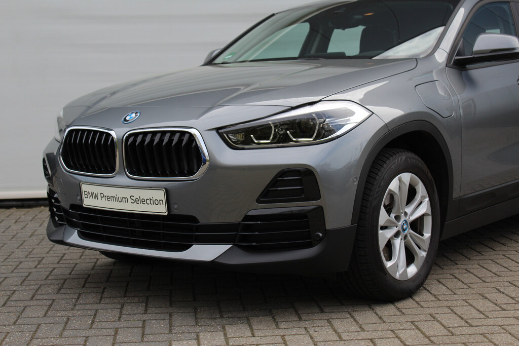 BMW X2 8