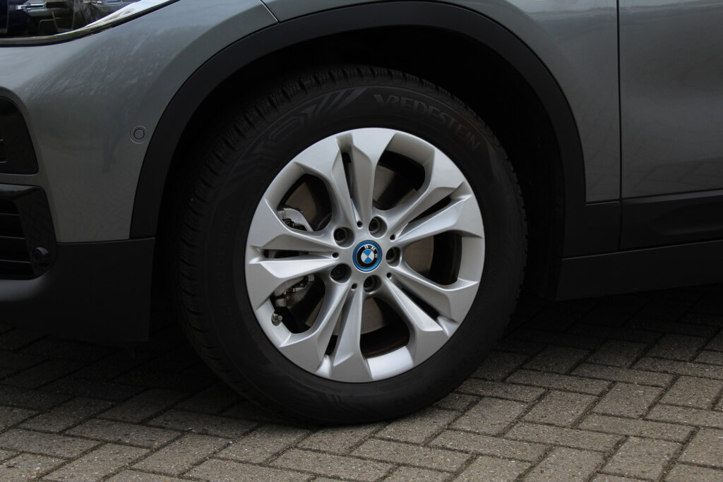 BMW X2 12