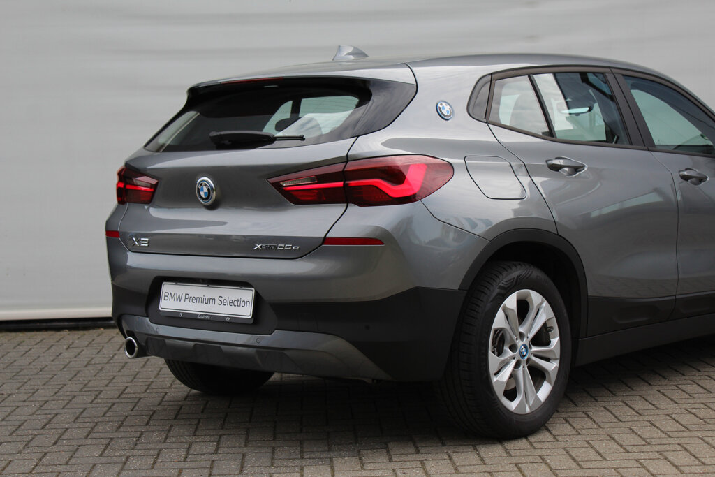 BMW X2 15