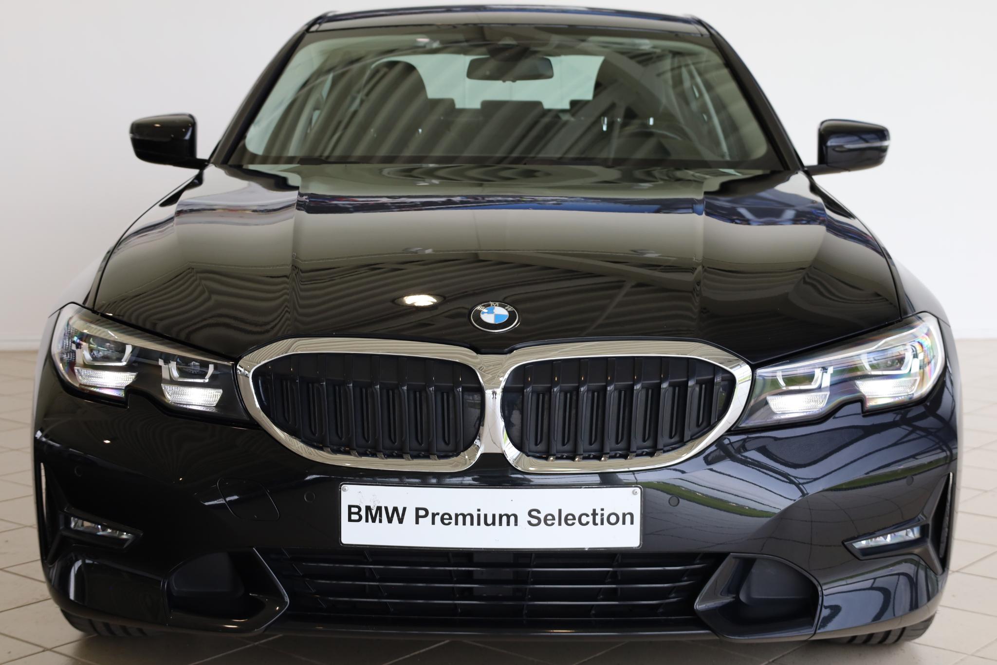 BMW 3 Serie Sedan 320i - Afbeelding 4