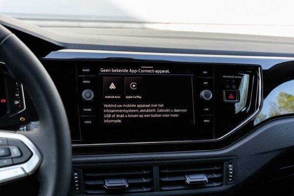 Apple Carplay/Android Auto