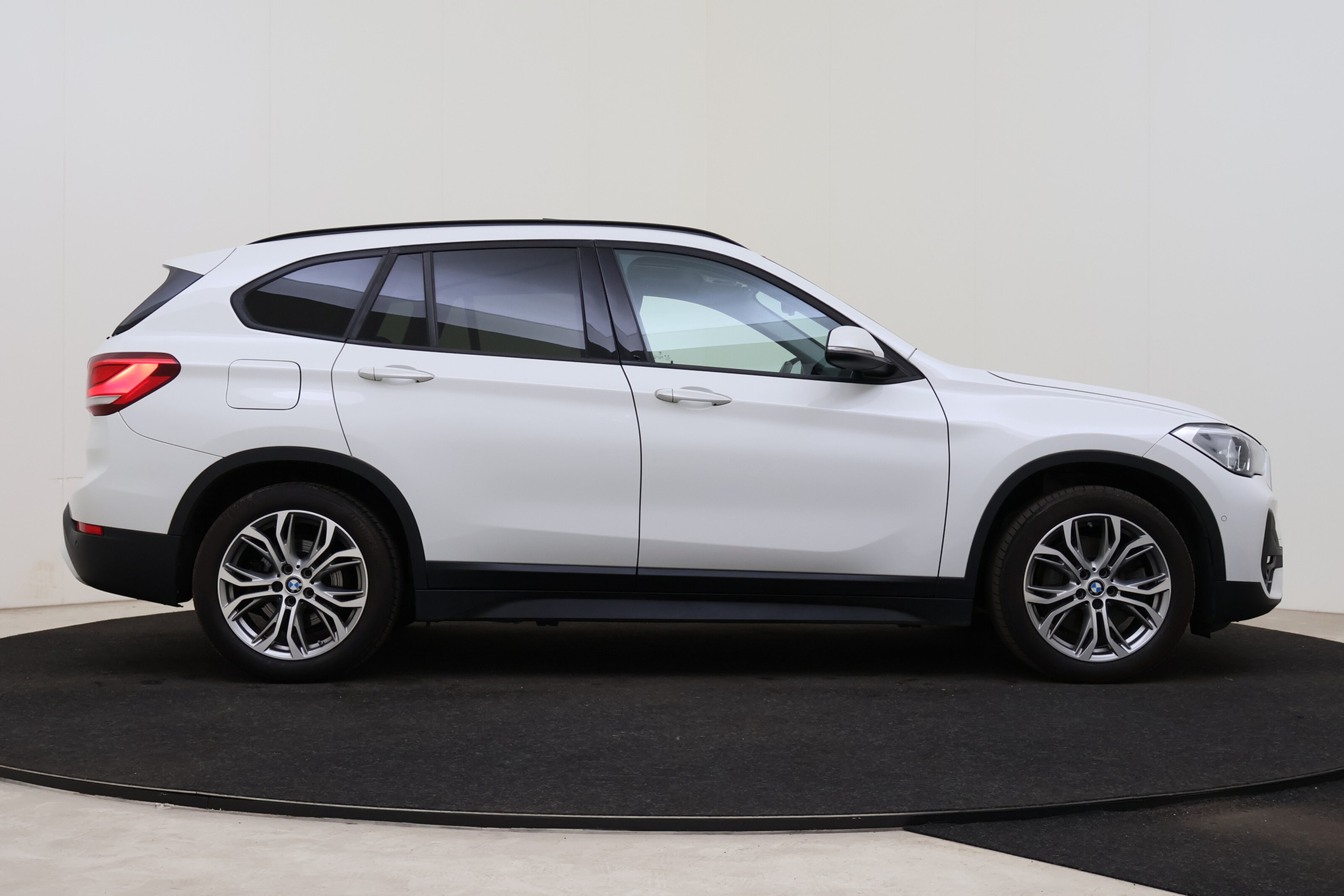 BMW X1 7