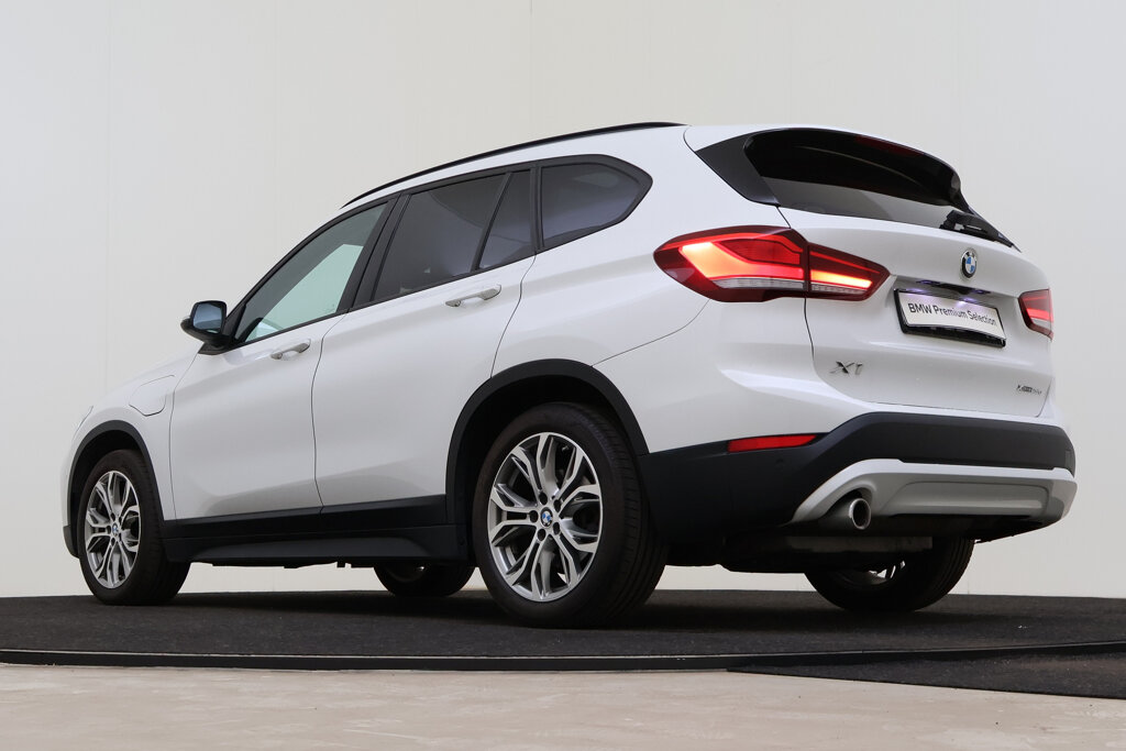 BMW X1 11