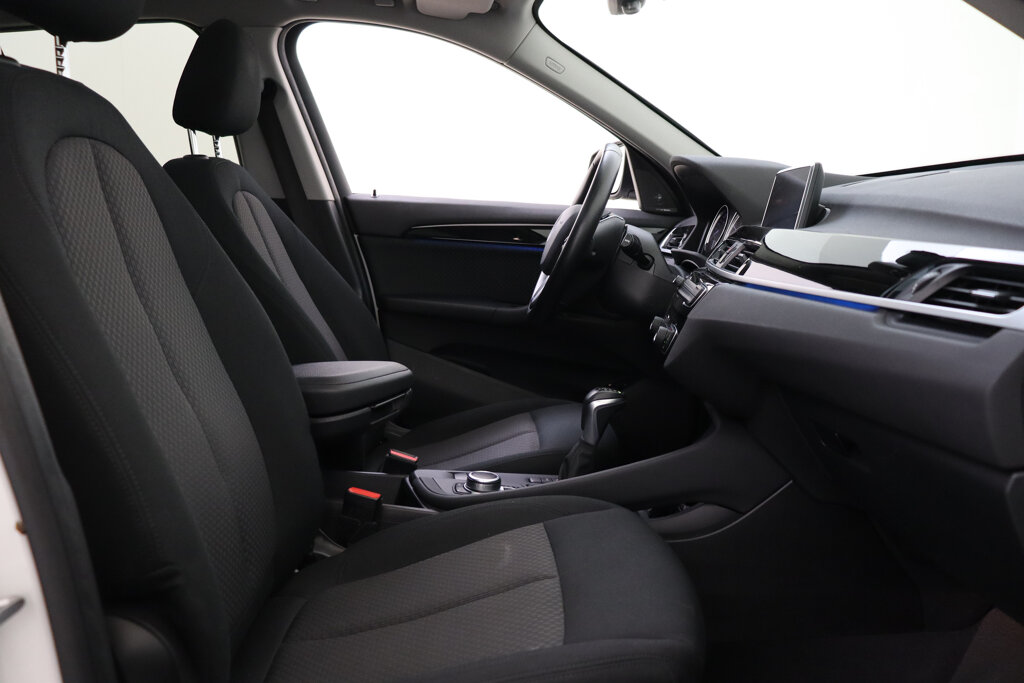 BMW X1 18