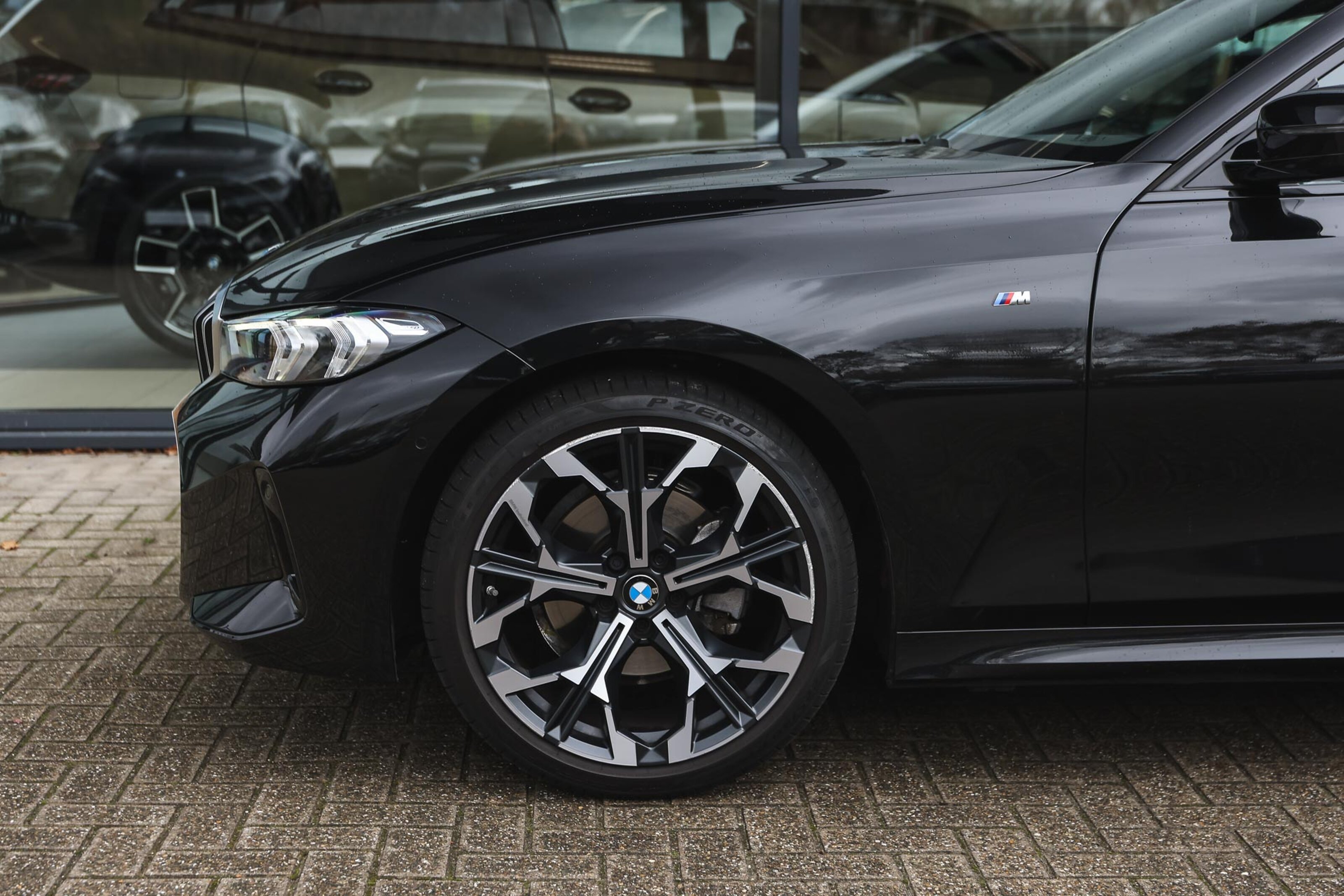 BMW 3 Serie Touring 320i M Sport Automaat
