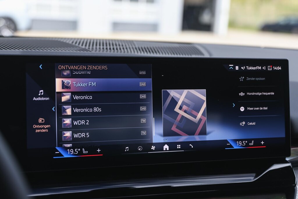 BMW i5 20
